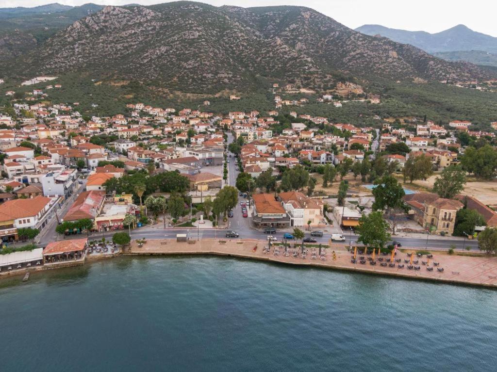 Athena'S Luxury Place Агрия Экстерьер фото