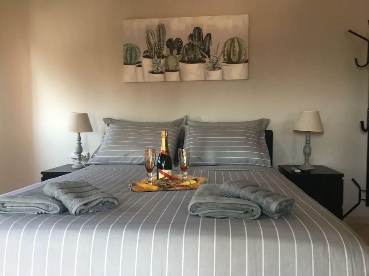 Athena'S Luxury Place Агрия Экстерьер фото